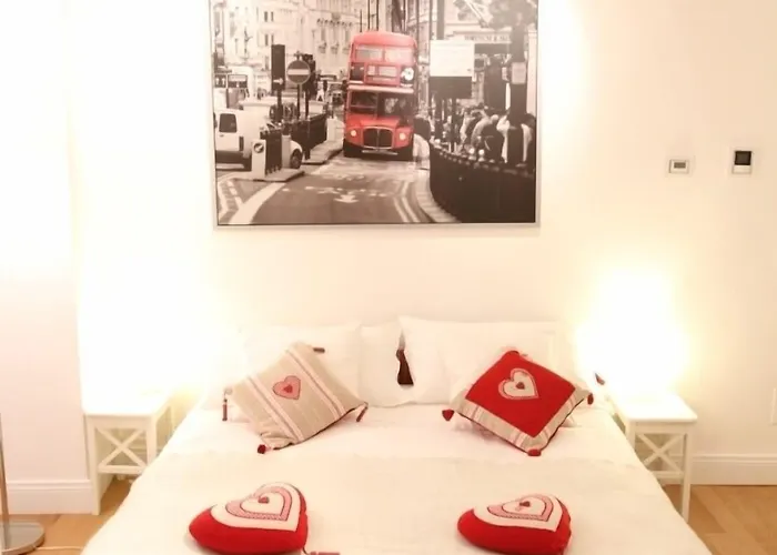 Maison Giulia Oda ve Kahvaltı 4*